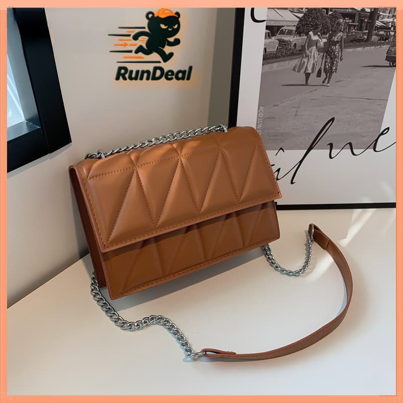 Nova chegada bolsa pequena 2026 novo estilo na moda versão coreana moda losango corrente bordado linha pequena bolsa qua