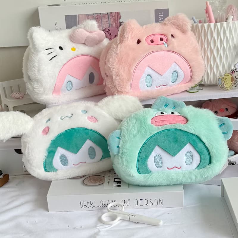 Estojo Para Lápis Sanrio Plush Hello Kitty Cinnamoroll Cos Hatsune Miku Cosmetic Bag Saco Caneta De Grande Capacidade