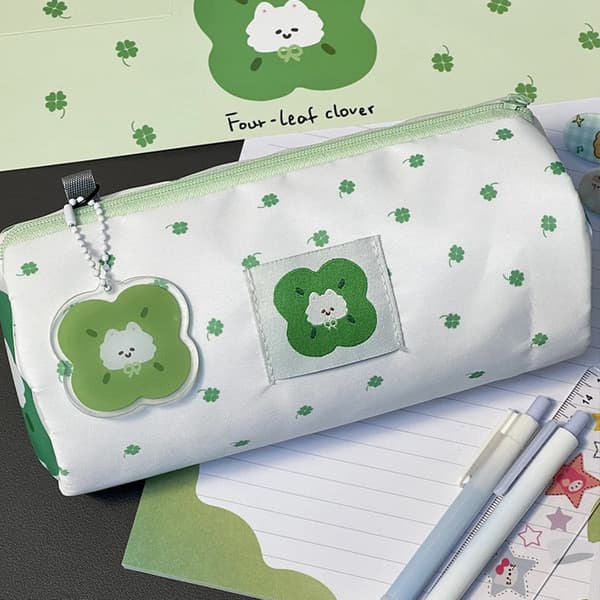 | 【pencil case】 | ♛Novo estojo de lápis trevo de quatro folhas ins bolsa cosmética de alto valor nova bolsa de armazenam