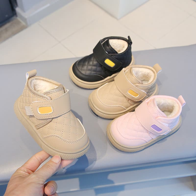 W inverno meninos meninas forro de lã do bebê meninas sapatos quentes sapatos de algodão de sola macia crianças botas de