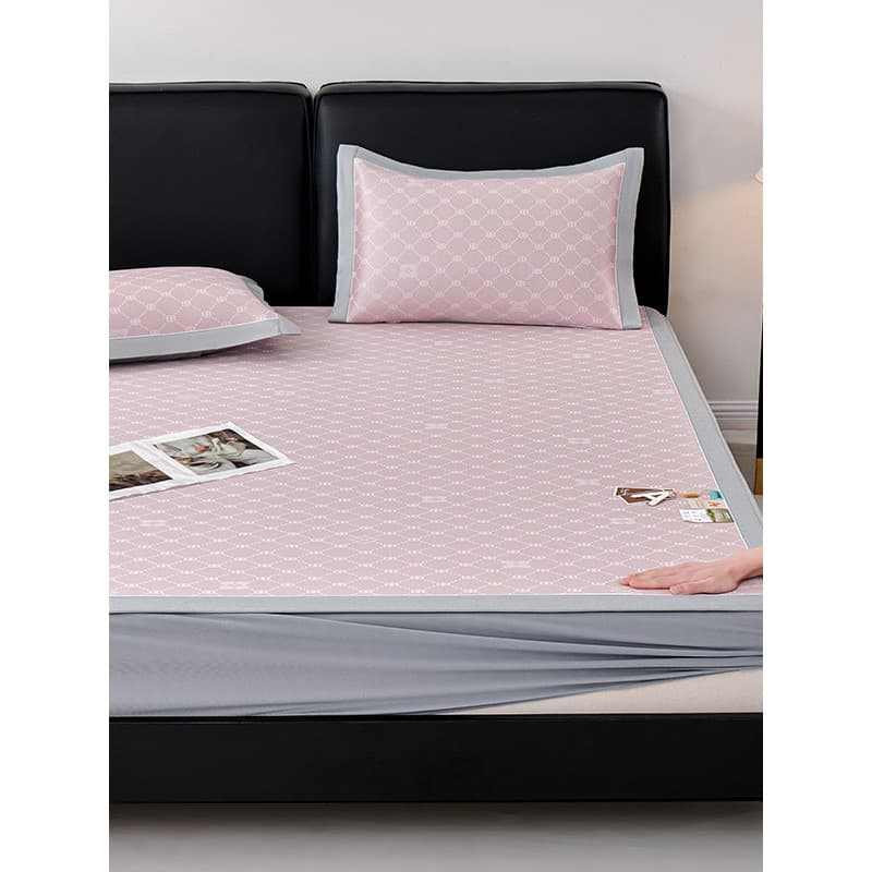 2026 novo estilo verão fresco tapete de seda gelo conjunto de três peças lençol estilo tapete de cama lavável à máquina