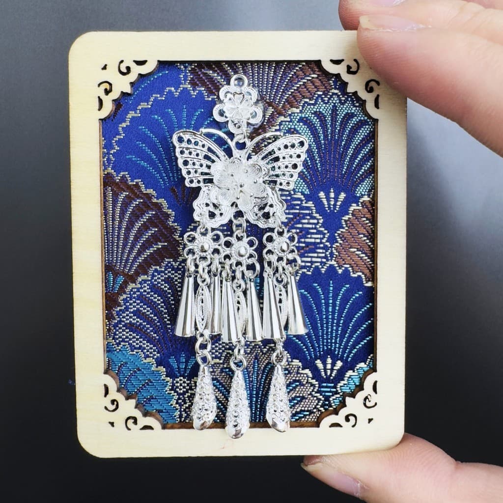 Guizhou Yunnan Miaozuo borboleta pequena renda Cultural criativo geladeira adesivos mil casa Miaozhai lembranças turísti