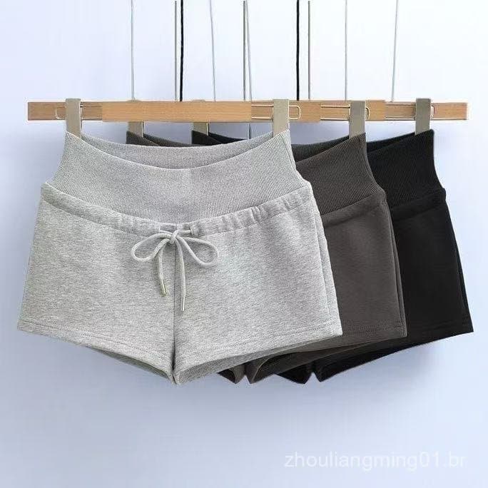 Shorts esportivos femininos estilo americano, para o verão, calças retas justas, shorts anti-exposição, calças casuais v