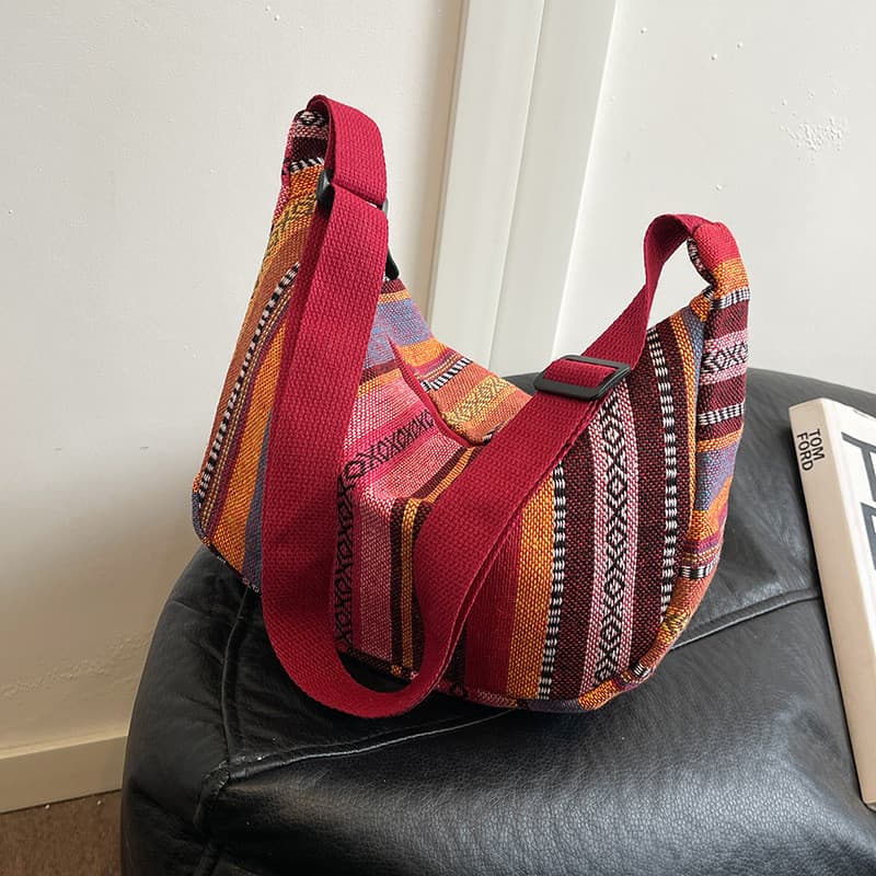 Novo Casual Feminino Grande Capacidade Commuter Crossbody Saco Estilo Étnico Bolinho Bolsa De Ombro Único