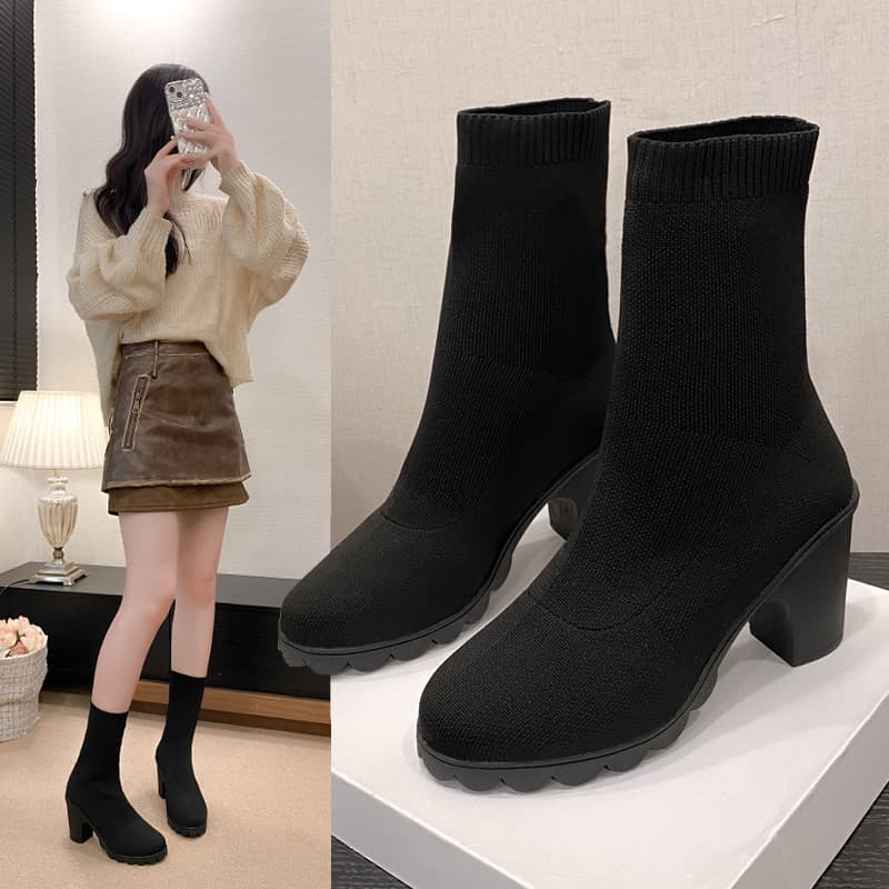 Mostrando pés pequenos botas Martin de salto alto feminino estilo britânico botas de cano médio feminino outono inverno