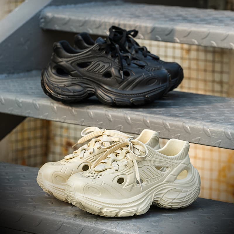 Buraco sapatos femininos verão exterior Wear ins moda na moda rendas sola grossa aumentada antiderrapante pisando na mer