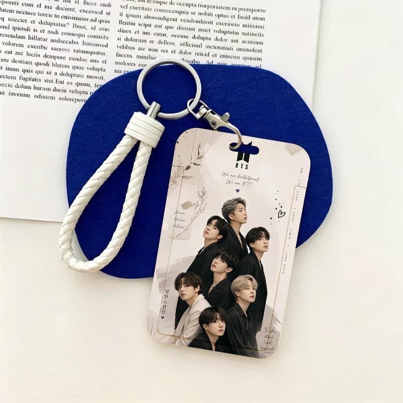 Porta-cartão KPOP BTS – Leve e fino – Para carteira de estudante e passes de transporte