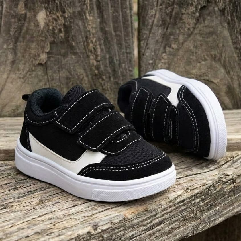 Tênis Bebê e Infantil Preto e Branco com Velcro – Escola - Confortável