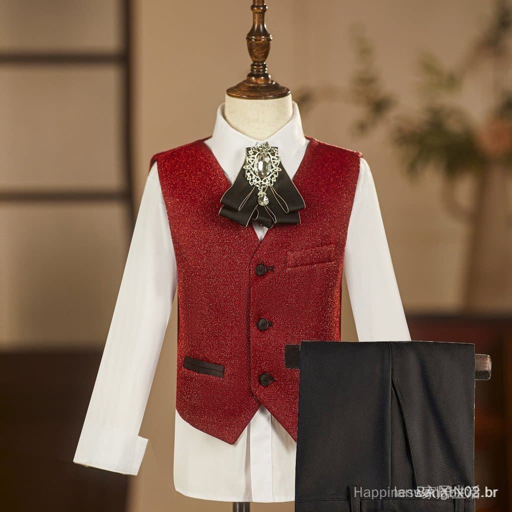 Conjunto de três peças para meninos para o Dia das Crianças, colete de seda vermelho brilhante, traje de apresentador.