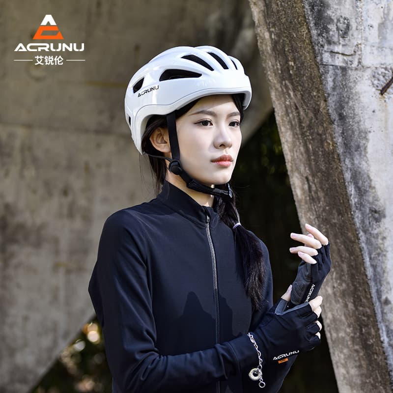 ACRUNU Capacete de ciclismo integrado para bicicleta Mountain Road Bike Capacete respirável Equipamento de viagem para b