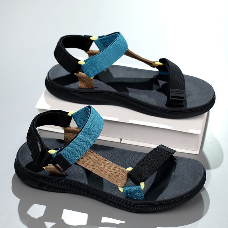 Sandálias Novo Estilo Verão Sapatos de Praia Masculinos EVA Sola Macia Sandálias Masculinas Ao Ar Livre
