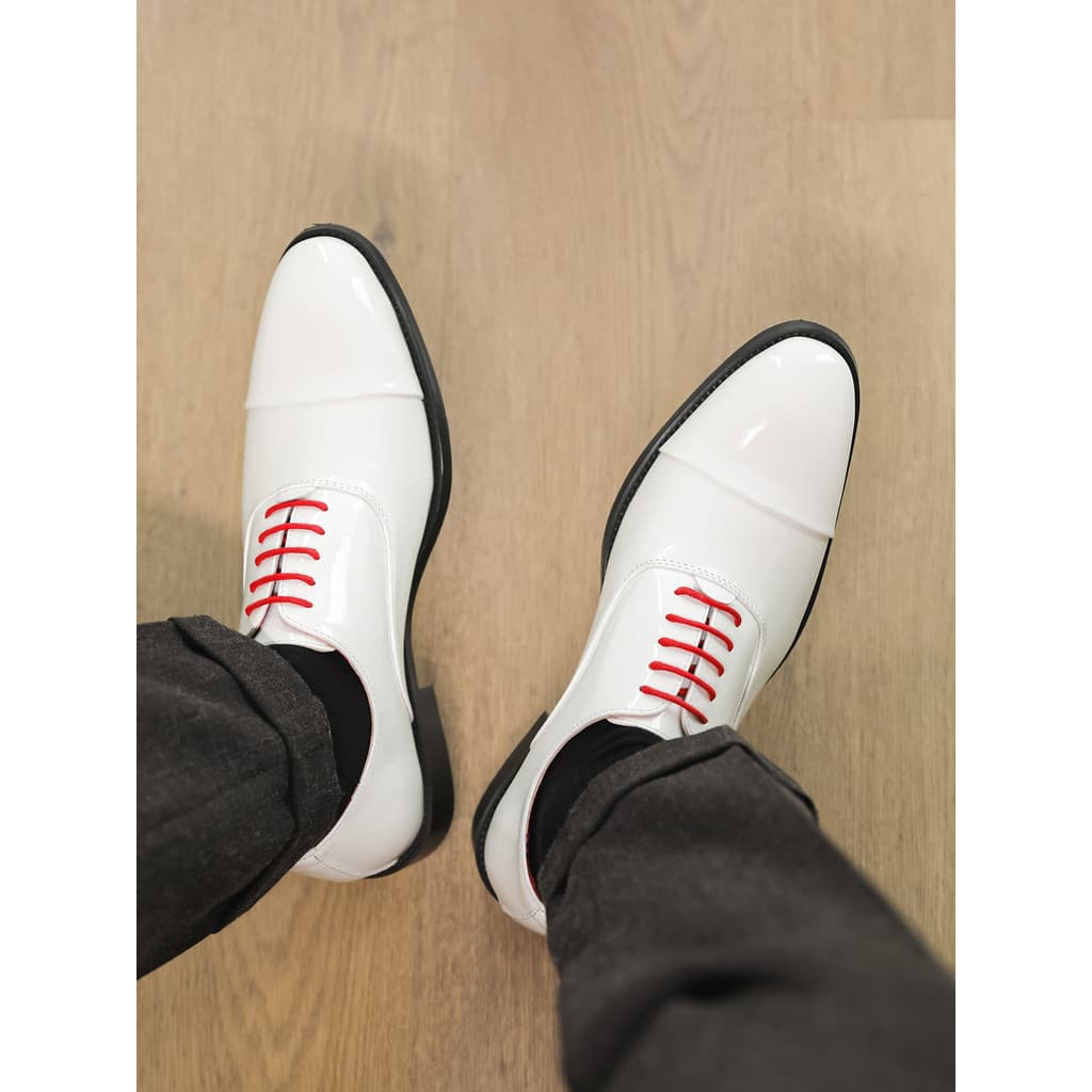 Novo High-End negócios sapatos de couro Casual masculino couro patente brilhante na moda moda versão coreana apontou cab