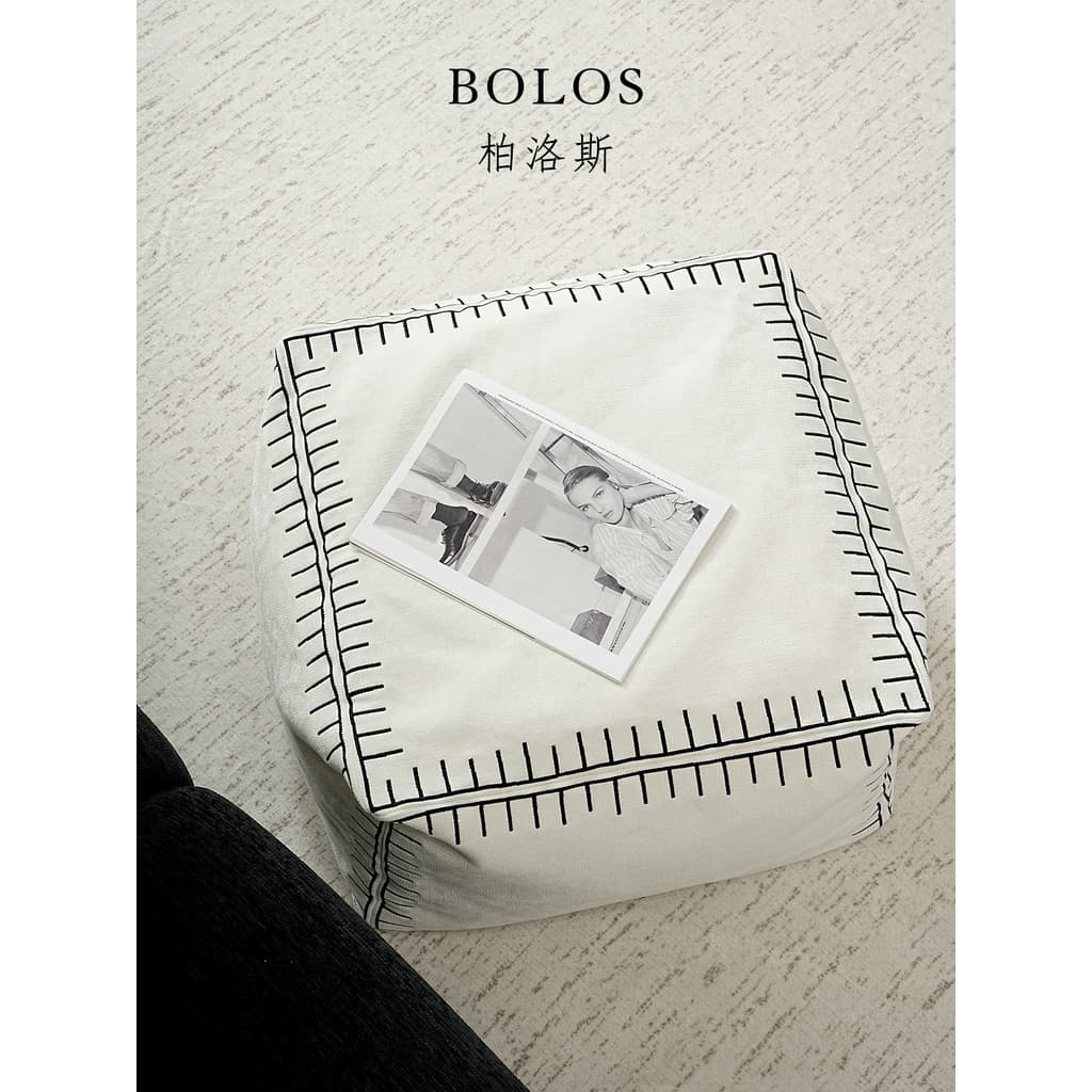 BOLOS HOME Bege Linha Brilhante Banco Baixo Sala de estar Sofá Pedal Villa Modelo Quarto High-End Macio Futon Sentado Pi