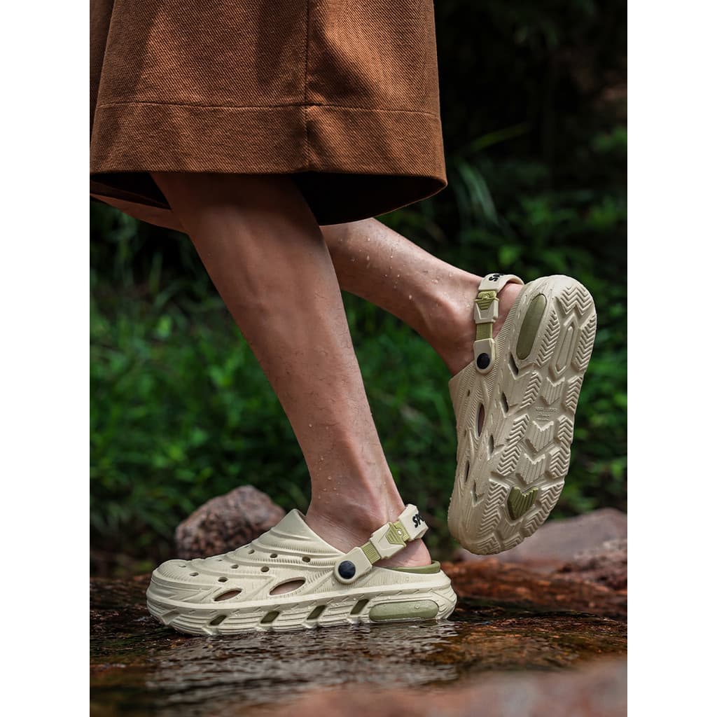 Buraco sapatos masculinos 2026 novo estilo exterior Wear antiderrapante meninos Baotou chinelos verão Casual de sola gro