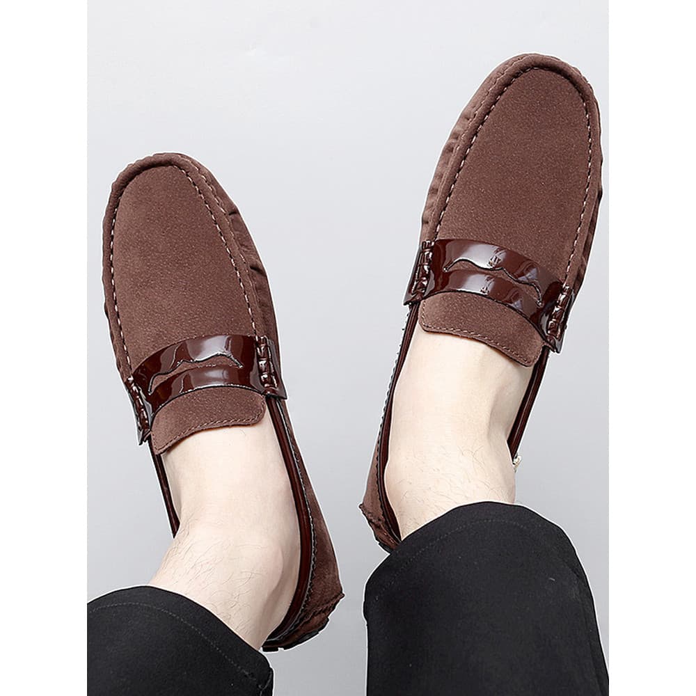 2026 verão novo estilo All-Match Casual ervilhas sapatos masculinos versão coreana mocassins de sola macia sapatos de co