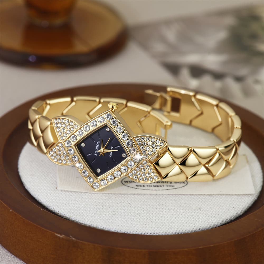 Relógio feminino com pulseira cravejada de diamantes e padrão de diamantes, mostrador quadrado pequeno e elegante, estil