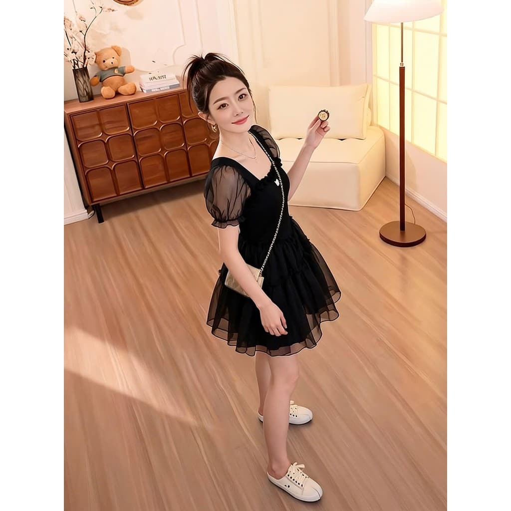 Hepburn estilo francês primeiro amor pequeno vestido preto feminino verão novo estilo doce picante temperamento manga bu