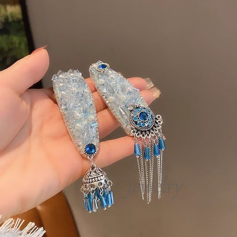 Presilha de cabelo feminina com borla de pérolas e diamantes azuis brilhantes, estilo curativo, requintada e elegante, f