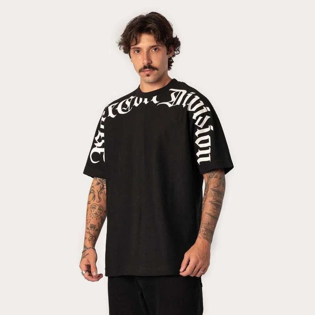 Camiseta MCD Box Fit Mj Caligraffiti