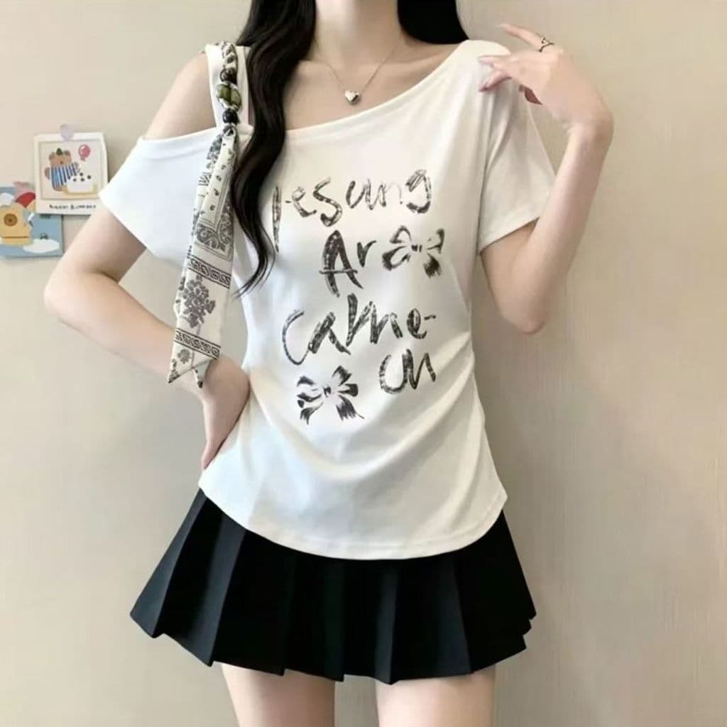 Novo estilo High-End quente menina Plus Size feminino verão ombro oblíquo carta impressão cintura estreita puro desejo e