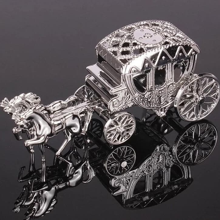 Kit 6 Carruagens de Acrílico Prata com Cavalos – Lembrancinhas Tema Princesa e Festa Infantil