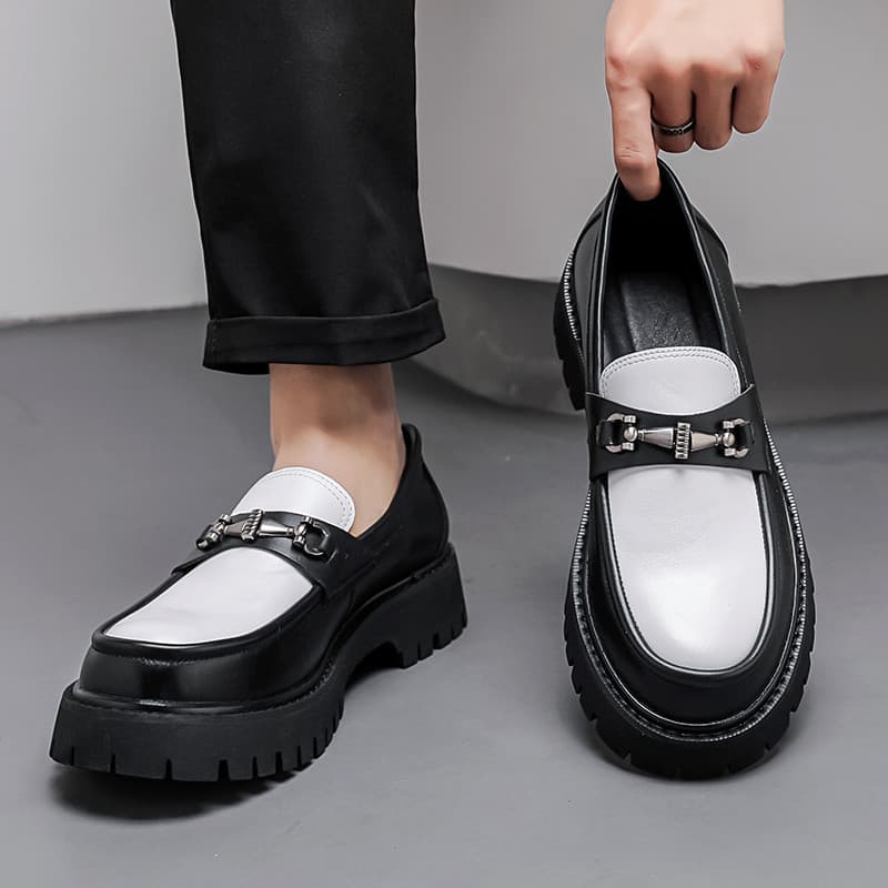 Sapatos masculinos de couro preto e branco com sola grossa, versão coreana, sapatos Derby da moda, estúdio fotográfico,