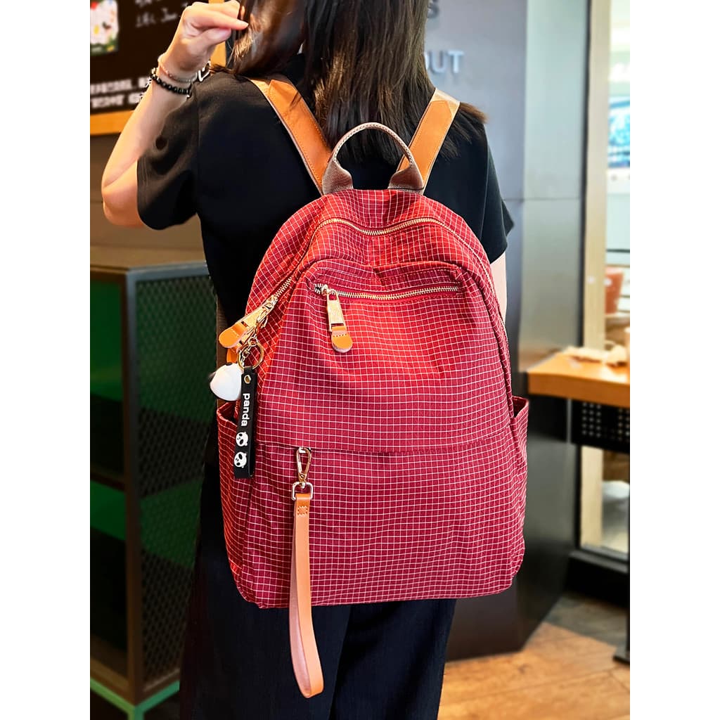 P xadrez impermeável pano mochila feminina novo estilo moda de alto valor Commuter All-Match mochila leve viagem saco de