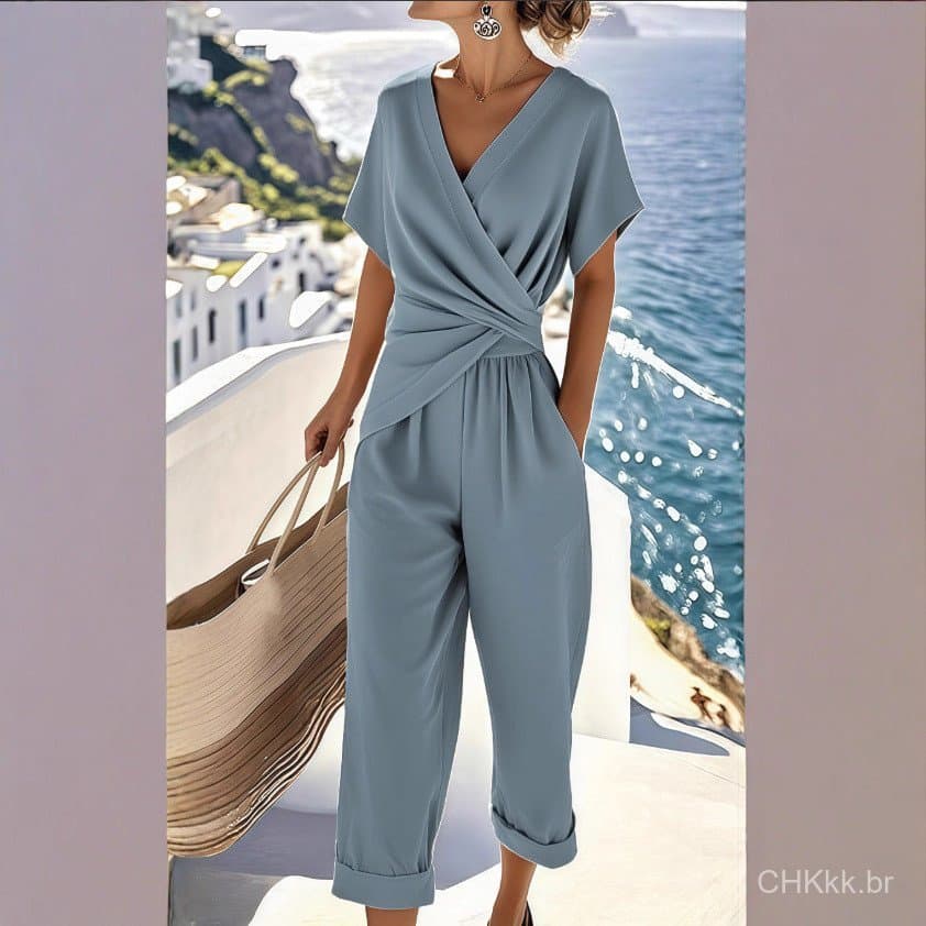 Conjunto Feminino de Verão com Manga Curta Irregular em Cor Sólida