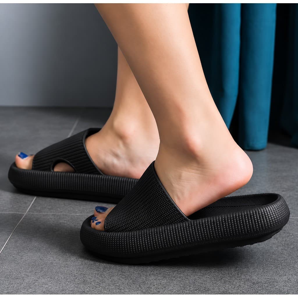 Chinelo Nuvem Feminino Confortável Macio Leve Sandália EVA Antiderrapante Slide Casual -Envio rápido