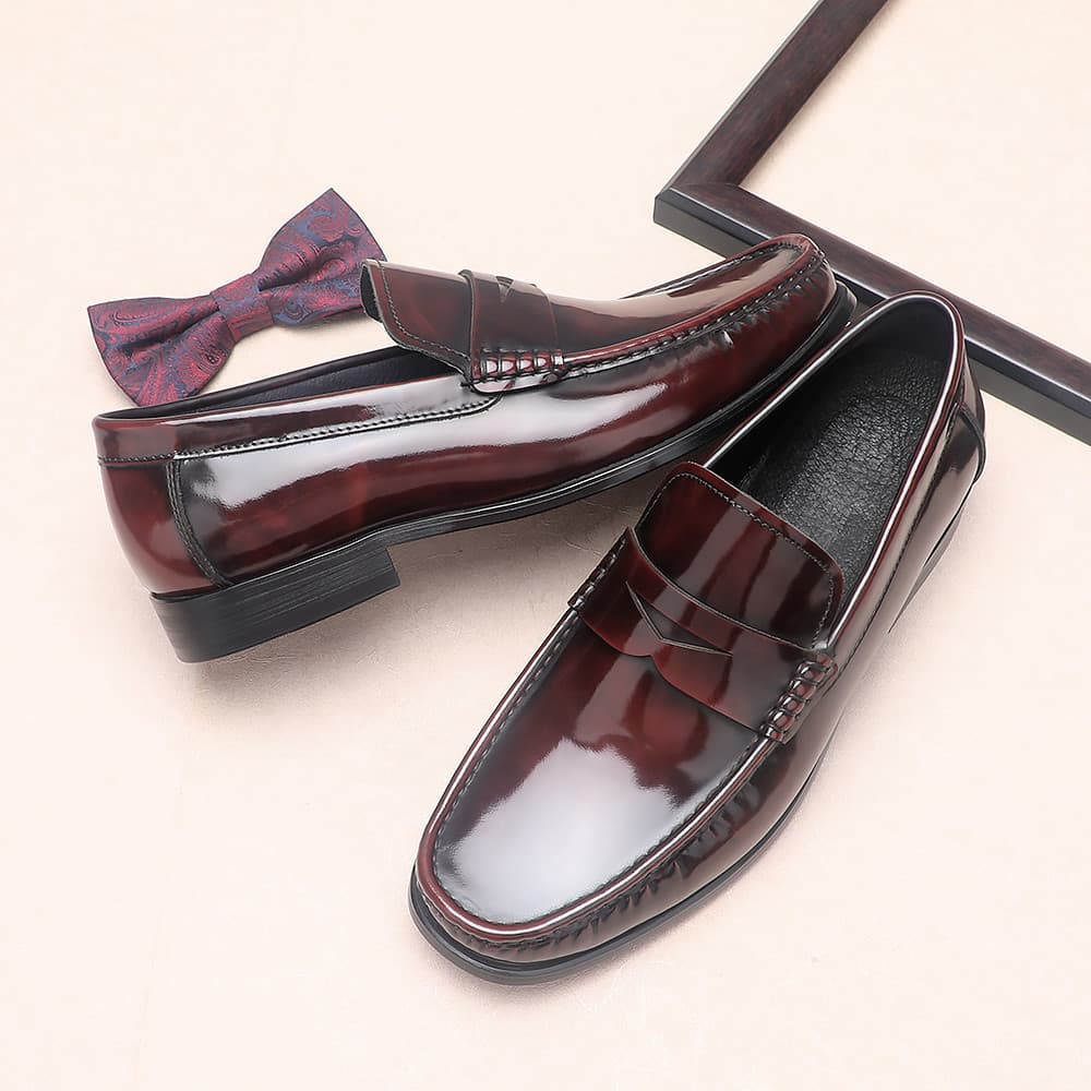 Estação Europeia Street Wear Sapatos Casuais Britânicos de Couro Genuíno Masculino Ervilhas Brilhantes Sapatos All-Match