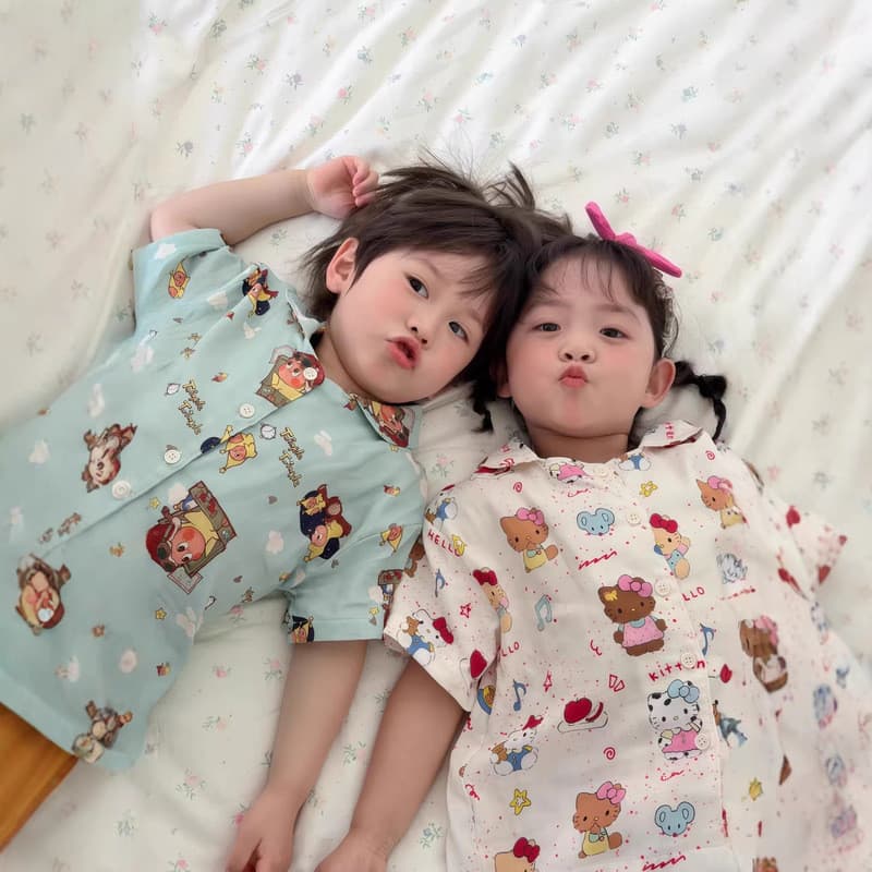 Verão crianças uma classe puro algodão dupla gaze Homewear terno meninos meninas lapela Cardigan dos desenhos animados p