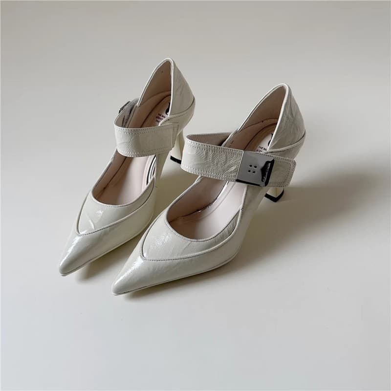 Design de nicho de garrafa grande!2026 Primavera Francês Branco Couro Macio Apontado Stiletto Salto Alto Mary Jane Sapat
