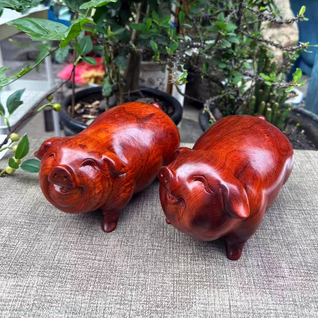 Grande fruta vermelho sândalo sorte porco ornamentos mianmar rosa pêra sorte porco par mogno madeira inteira artesanato