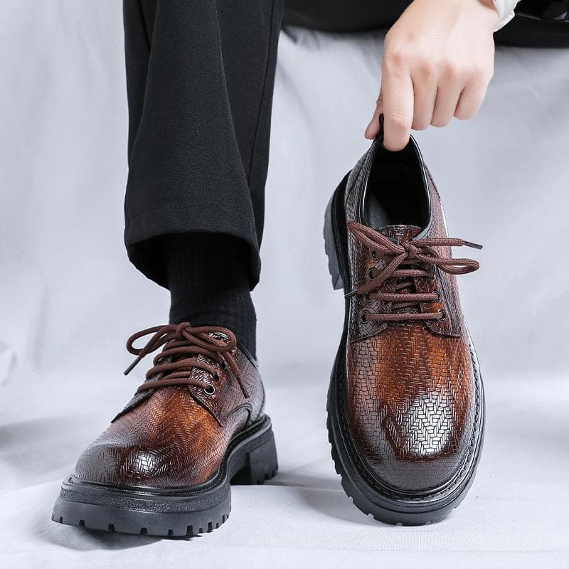 2025 primavera novo estilo na moda sapatos de couro masculino clássico sapatos de couro negócios Casual terno casamento