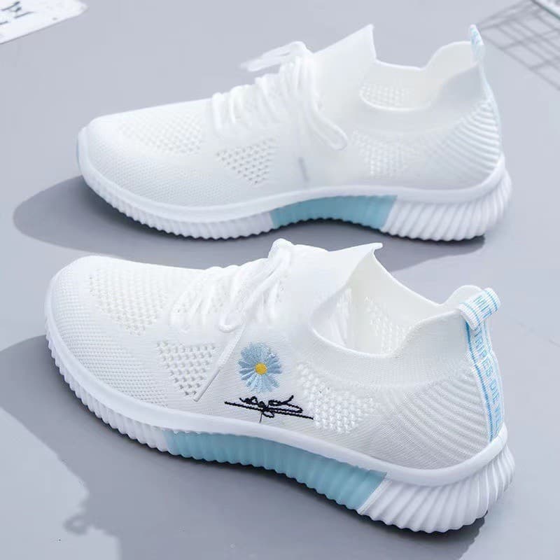 Casual voando verão sola novo estilo branco macio sapatos esportivos primavera tecido senhoras correndo confortável resp