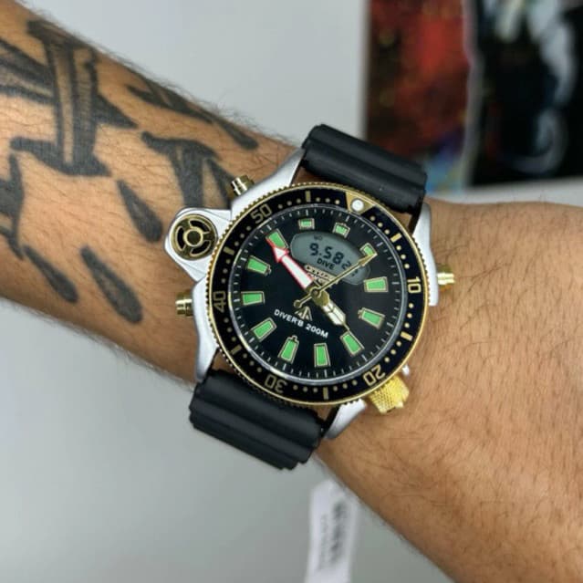 PROMOÇÃO Relógio Aqualand Citzen Masculino Luxo borracha - Aprova d"Água
Venha viver essa experiência..