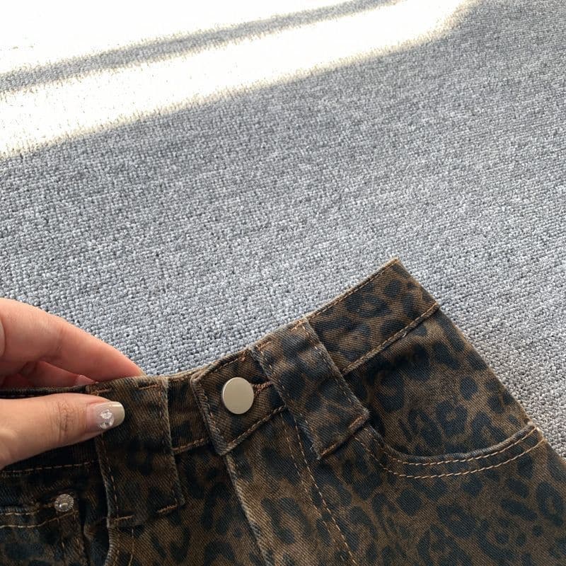 [Novo produto] Jeans Micro-Flap com estampa de leopardo feminino outono inverno calças compridas para esfregar o chão fe
