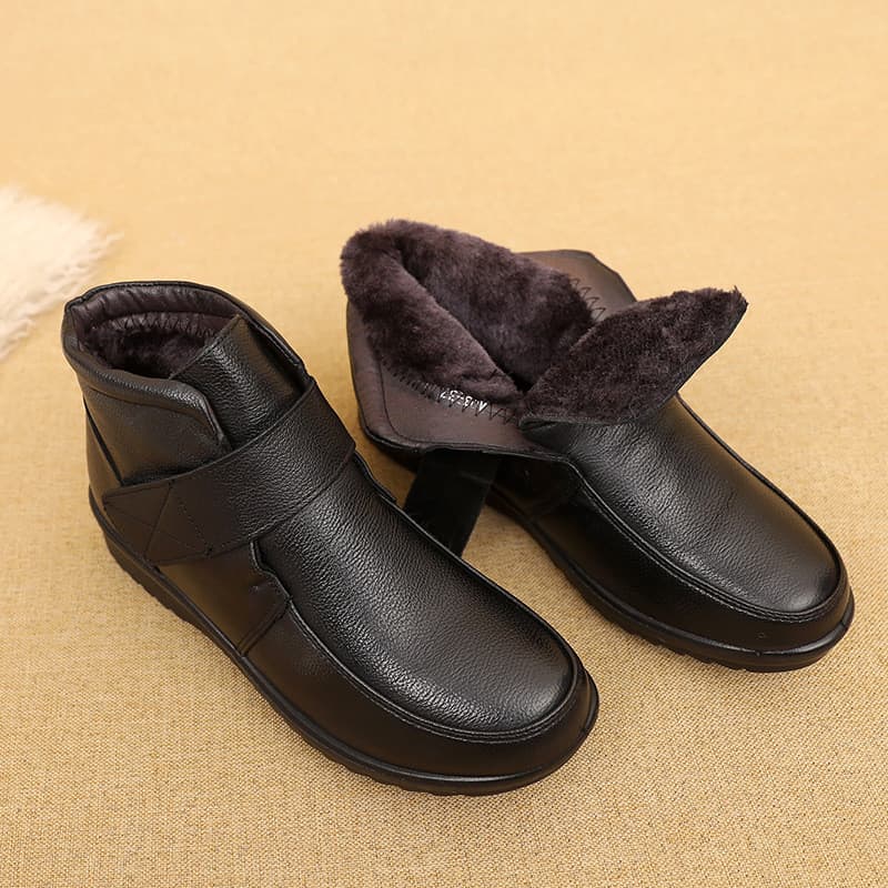 Sapatos de inverno femininos de algodão, em couro de vaca, para mulheres de meia-idade e idosas, com forro espesso e de
