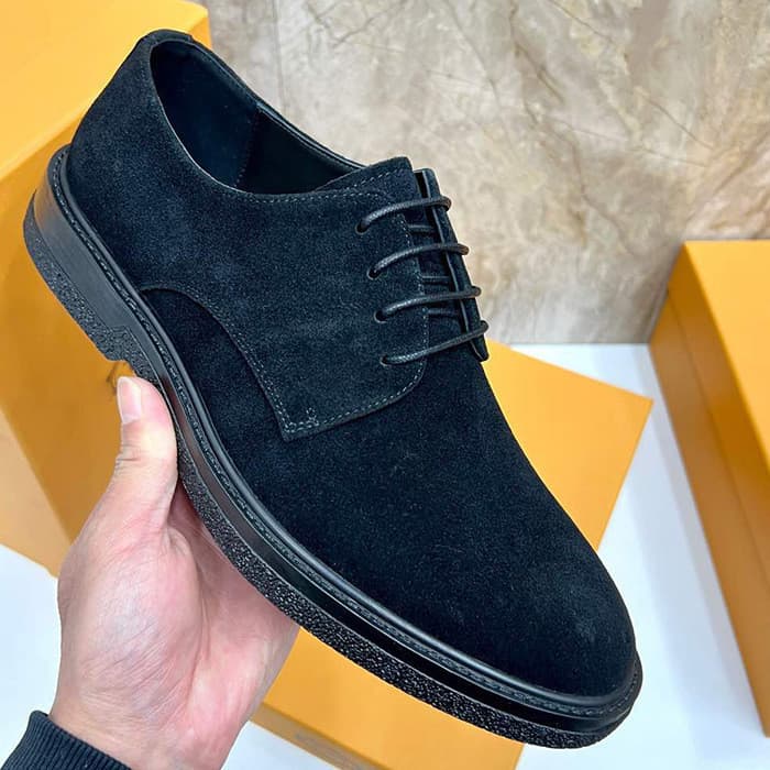 Mocassins casuais de camurça masculina, sapatos Overfoot, mocassins planos europeus outono inverno 2025, leves.