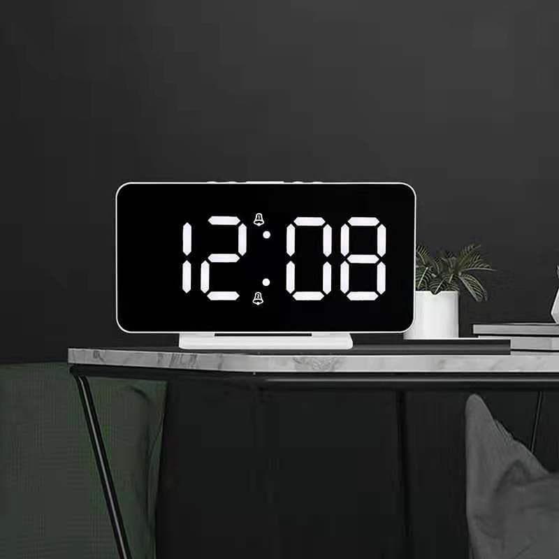 LED espelho relógio novo estilo tela grande simples presente relógio de carregamento USB fotossensível relógio Digital A
