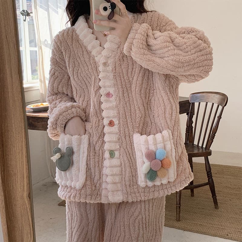 Pijama de lã Coral inverno forro de lã feminino flores espessadas 2024 novo estilo outono inverno estilo flanela lã inve