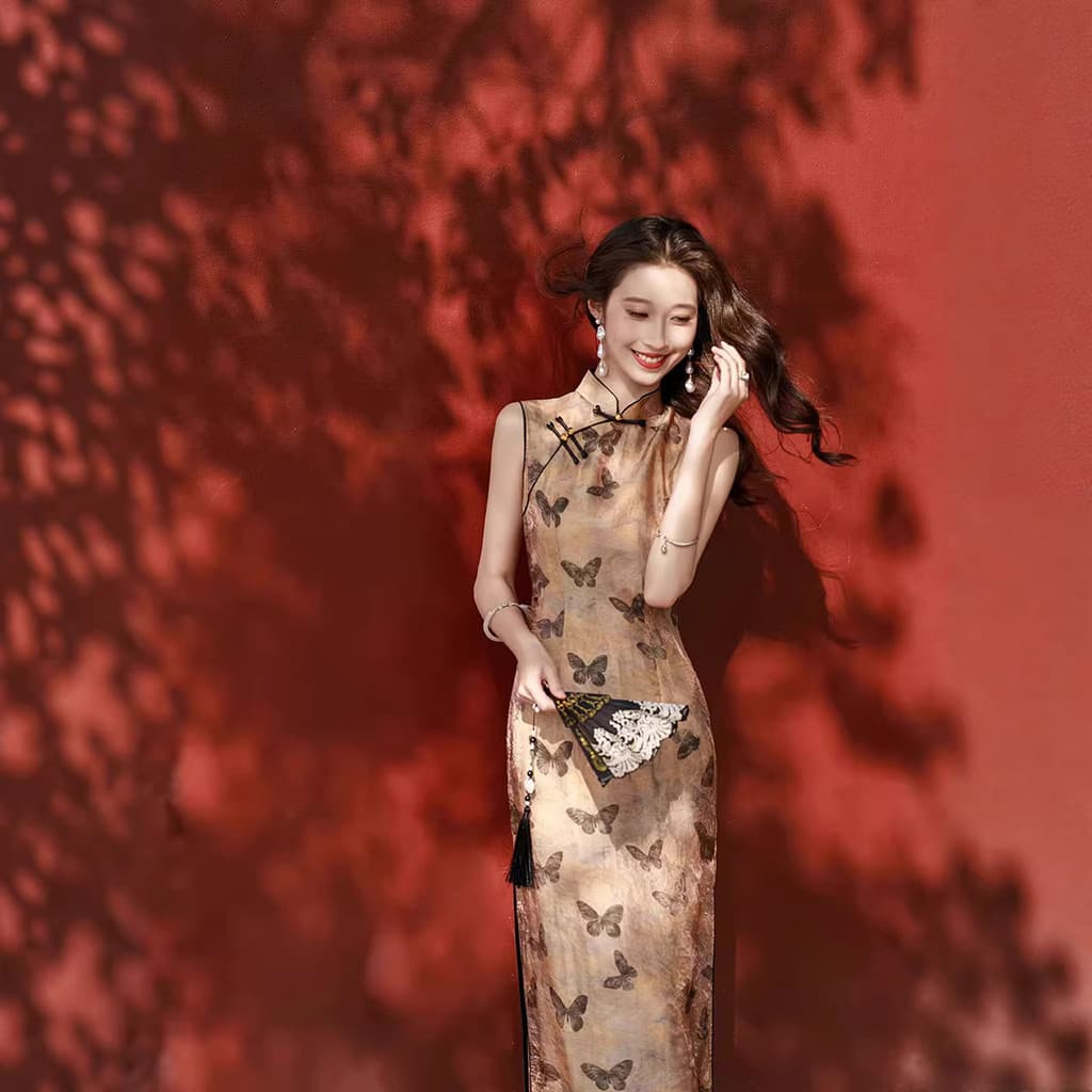Estilo nacional Cheongsam vestido novo estilo fino novo estilo chinês dourado Jacquard sem mangas melhorado Retro estilo