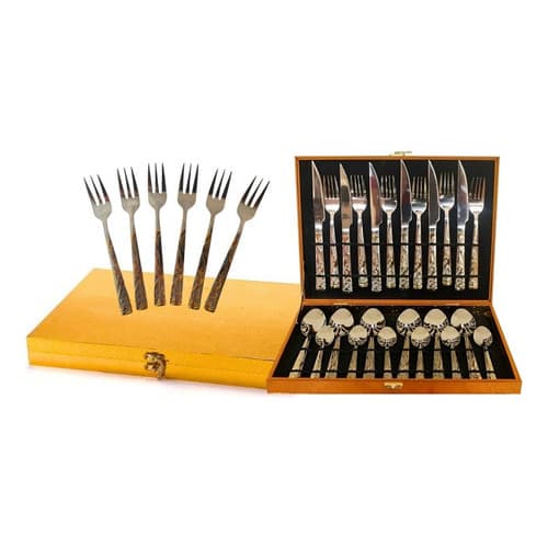 Kit Maleta De Talheres 24 Peças + 6 Garfos De Sobremesa Dourado