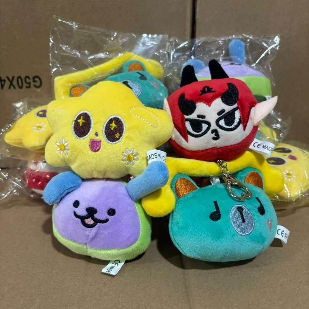 GMM M mercadoria estrela diabo fone de ouvido gato pingente de pelúcia boneca dos desenhos animados chaveiro ventilador