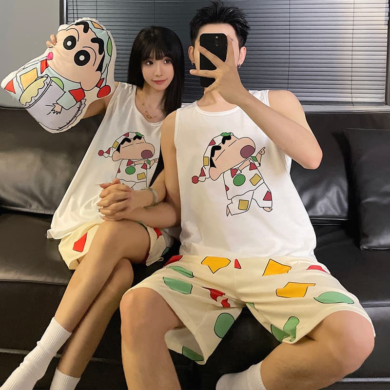 Bonito Crayon Shin-Chan casal colete pijamas verão sem mangas Shorts dos desenhos animados um masculino um feminino Home