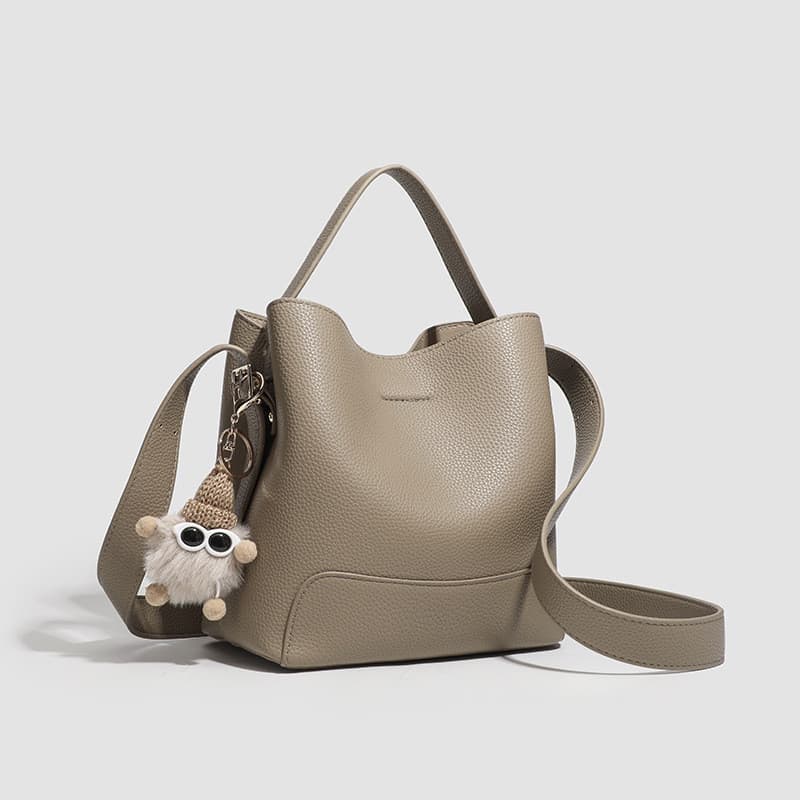 Moda simples bolsa balde bolsa feminina 2025 verão grande capacidade All-Match Commuter bolsa de ombro saco do mensageir