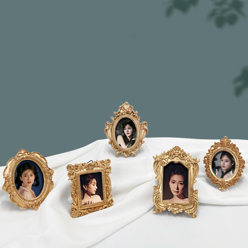 A mesa retrô europeia da moldura da foto da resina pode pendurar ornamentos