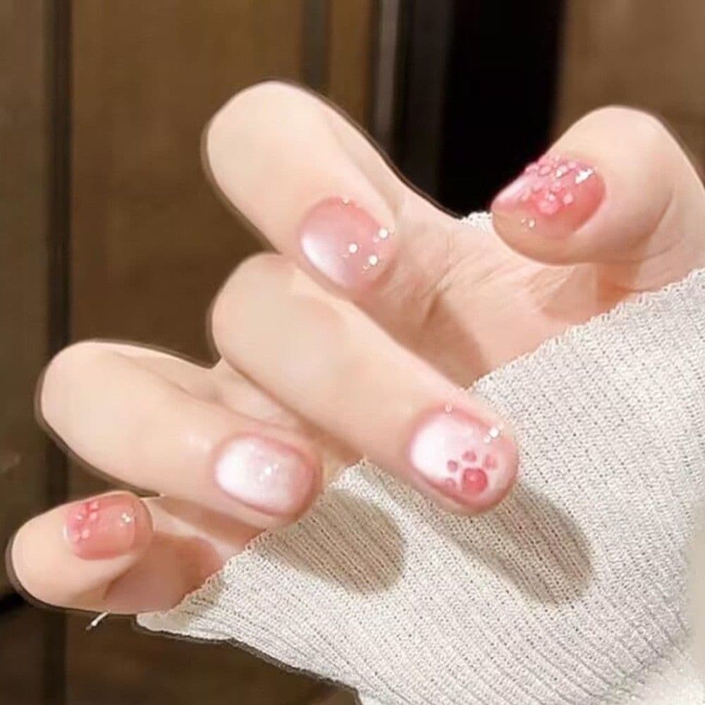 Olho de gato rosa macio garra de gato usando unhas adesivos de unhas infantis ervilhas curtas unhas temperamento unhas 2