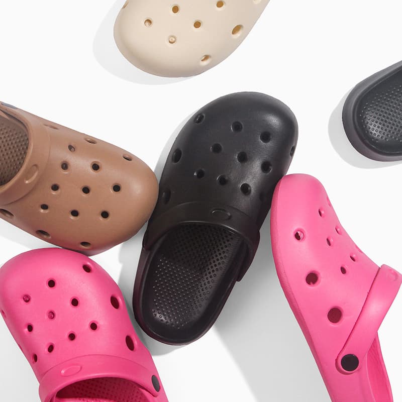 Casal buraco sapatos feminino influenciador praia tendência All-Match novo estilo verão sola macia sandálias Baotou femi