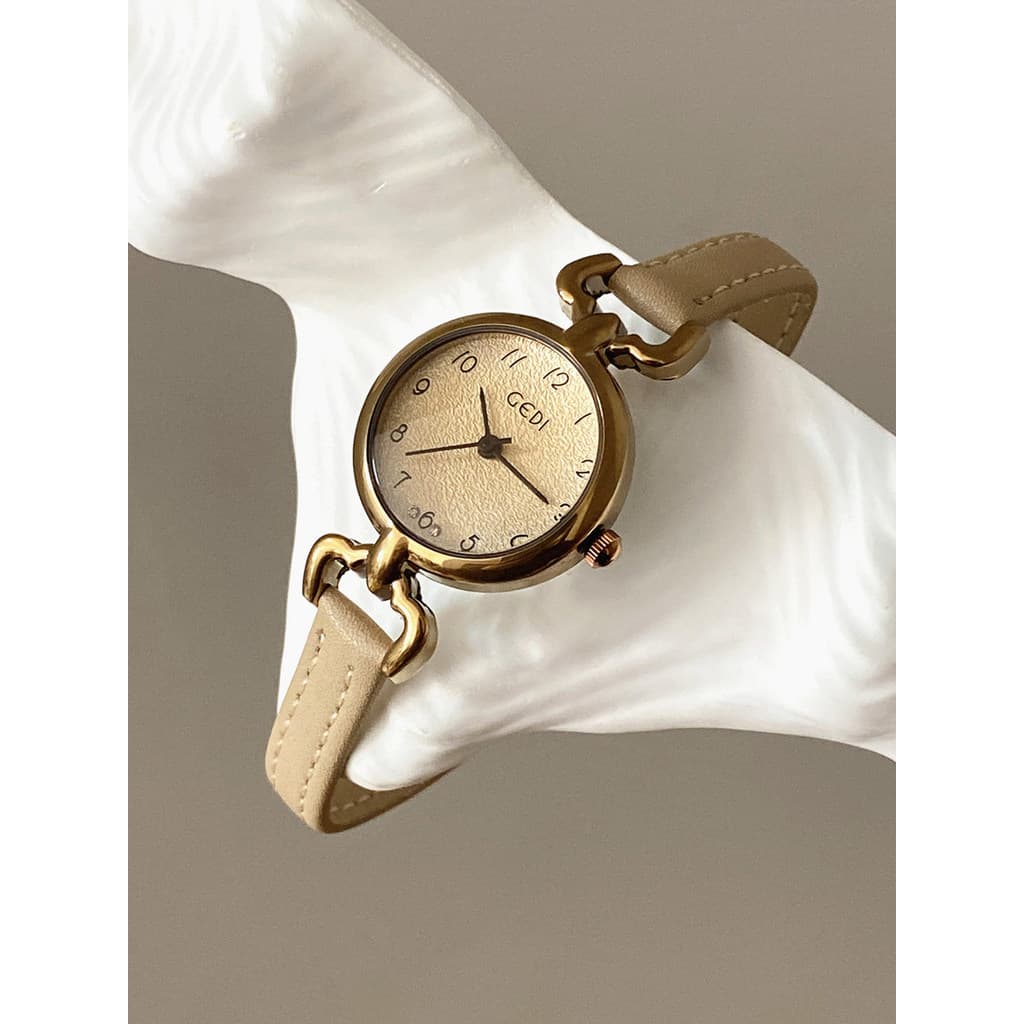 relogio feminino pequeno delicado relogio feminino Senhoras chiques cinto relógio feminino luz luxo nicho simples pequen
